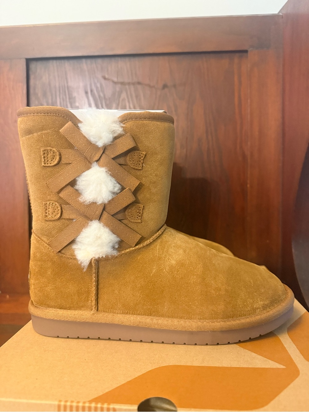 Koolaburra Boots size 5